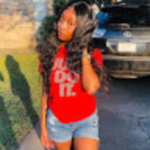 Meet your Posher, Alaija